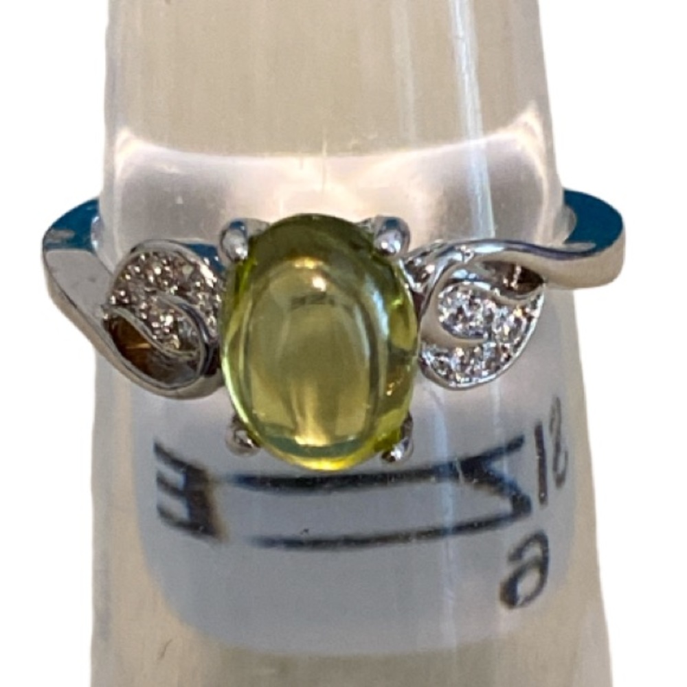 Jewelscent Peridot Ring Size 6